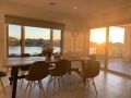 Waterfront Grand Villa for Big Group Guest house, Point Cook - thumb 8