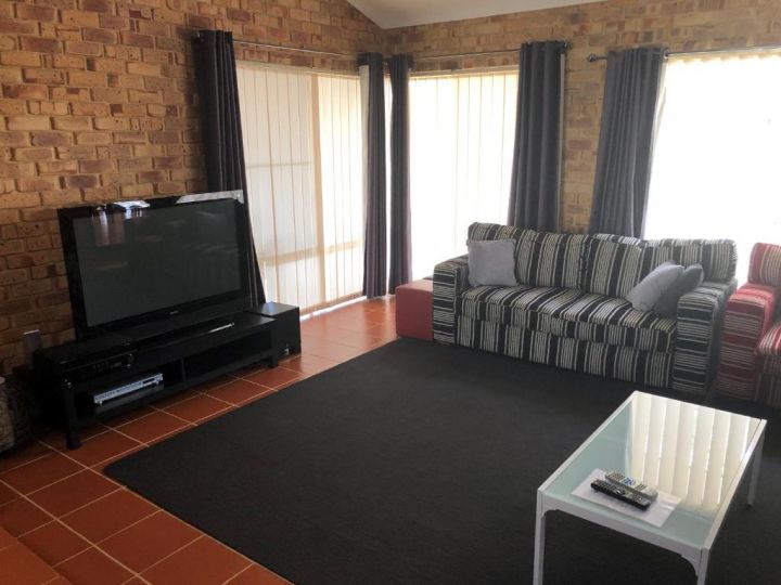 Sunsea Waterfront South Yunderup Guest house, Western Australia - imaginea 11