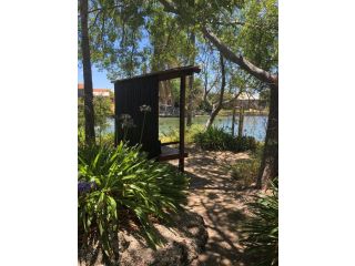Sunsea Waterfront South Yunderup Guest house, Western Australia - 3