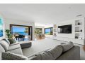 WATERFRONT HOME WITH POOL / SHELLHARBOUR Guest house, Shellharbour - thumb 8