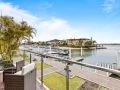 Waterfront Oasis in Runaway Bay Apartment, Gold Coast - thumb 7