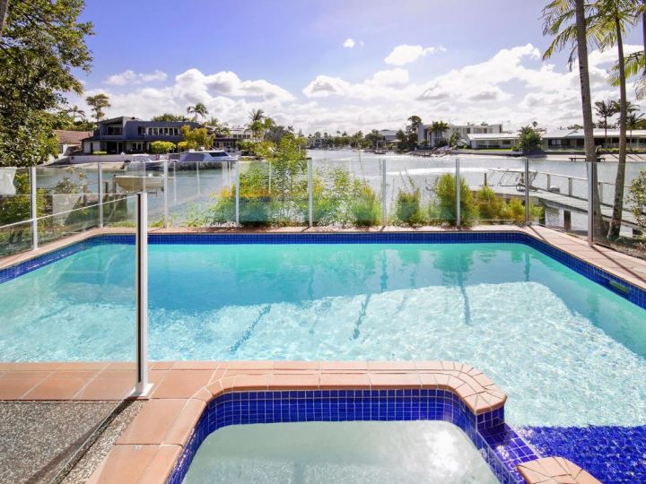 Waterfront on Witta Circle Guest house, Noosa Heads - imaginea 4