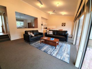 Waterfront Retreat At Wattle Point Hotel, Paynesville - 4