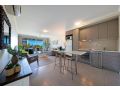 Waterlily - Two Bedroom Apartment Apartment, Airlie Beach - thumb 2
