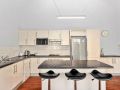 Spacious House with Balcony & Pool, Walks to Beach Guest house, Terrigal - thumb 7