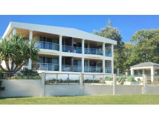 Watermark 5 Luxury Riverview Apartments Guest house, Yamba - 3