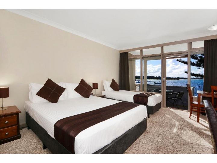 Waters Edge Port Macquarie Hotel, Port Macquarie - imaginea 17