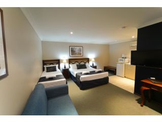 Wattle Grove Motel Hotel, Perth - 2
