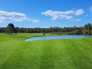 Kangaroo Cottage - cute Accom in bushland setting Guest house, Ellalong - 1