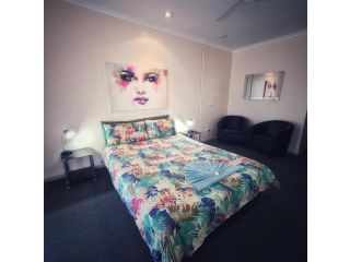 Wentworth Central Motor Inn Hotel, New South Wales - 2