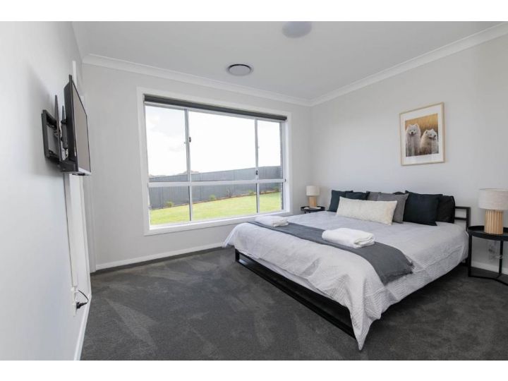 Westerly Drive - Brand New Home - Modern Guest house, Orange - imaginea 18