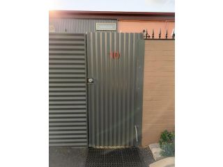 Westside Studio Apartments Hotel, Armidale - 4
