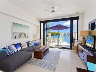 Weyba Quays Townhouse 7 Peza Court 6 Guest house, Noosa Heads - 3
