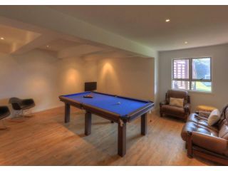 Whaler's Watch Luxury Home Guest house, Queensland - 1