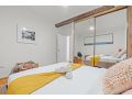 Wharehouse Apartment in the Heart of Trendy Redfern! Apartment, Sydney - thumb 6