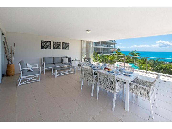 What a View - 2 Bedroom Apartment Apartment, Airlie Beach - imaginea 9