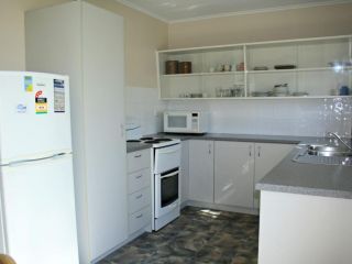 WHITE DOLPHIN, UNIT 5 Guest house, Gold Coast - 5