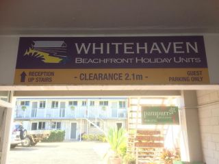 Whitehaven Beachfront Holiday Units Apartment, Airlie Beach - 1