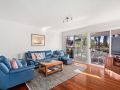 Spacious Beachside Townhouse with Large Balcony Guest house, Terrigal - thumb 2