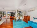 Spacious Beachside Townhouse with Large Balcony Guest house, Terrigal - thumb 3