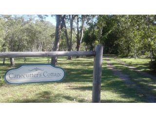 Whitsunday Cane Cutters Cottage Guest house, Cannon Valley - 1