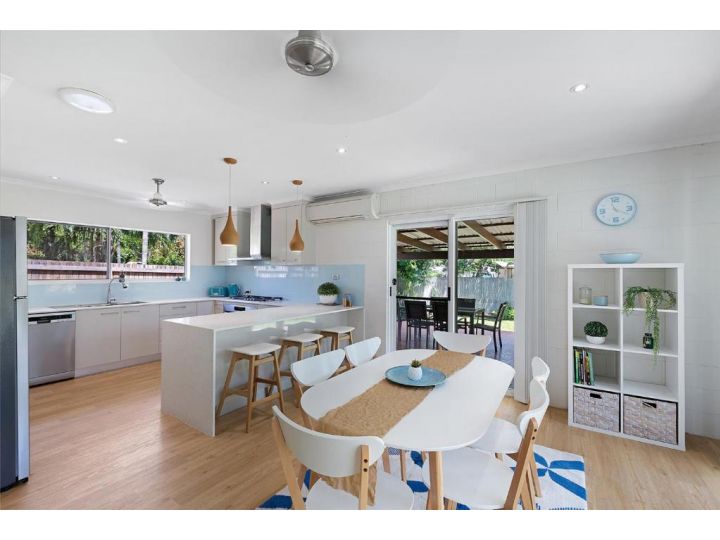 Whitsunday Palms by HamoRent Guest house, Airlie Beach - imaginea 12