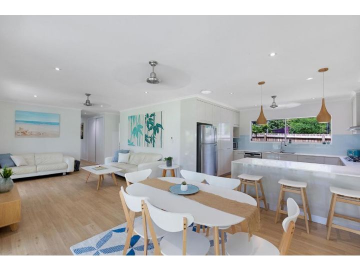 Whitsunday Palms by HamoRent Guest house, Airlie Beach - imaginea 2