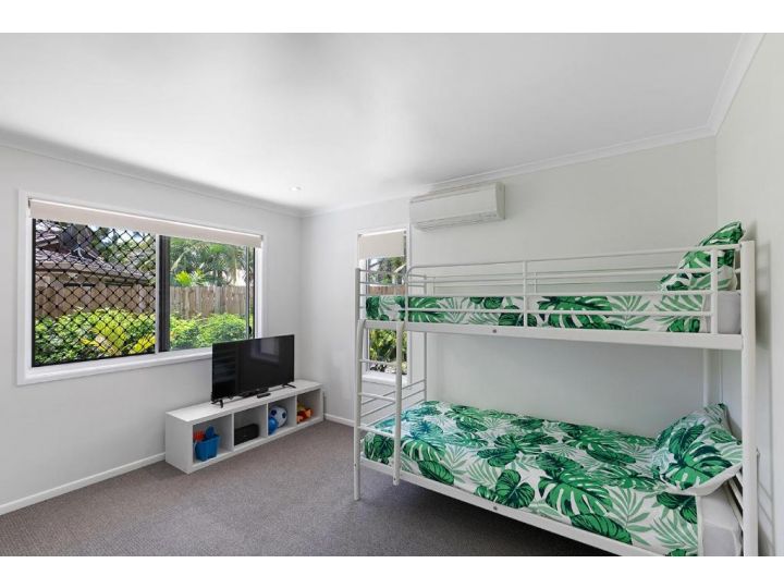 Whitsunday Palms by HamoRent Guest house, Airlie Beach - imaginea 5