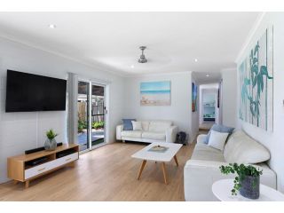 Whitsunday Palms by HamoRent Guest house, Airlie Beach - 4