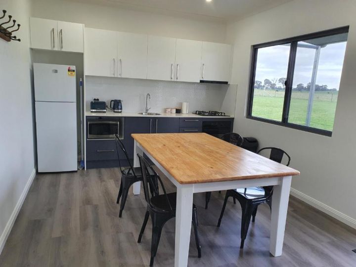Wilkens Estate Farmstay- Country experience with modern conveniences, cooling, heating, free WIFI and pet friendly Farm stay, Millthorpe - imaginea 4