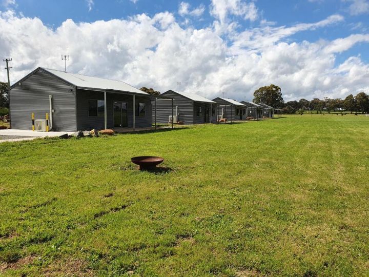 Wilkens Estate Farmstay- Country experience with modern conveniences, cooling, heating, free WIFI and pet friendly Farm stay, Millthorpe - imaginea 7