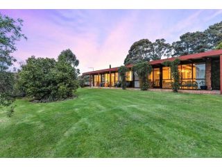 Willunga Cottage â€” Sweet Country Retreat Guest house, Victoria - 1