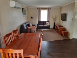 Winbi River Resort Holiday Rentals Apartment, Moama - 3