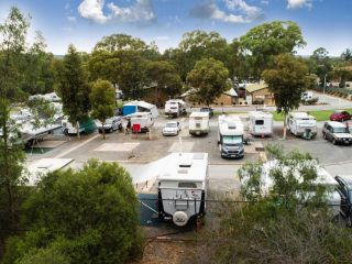 Windsor Gardens Caravan Park Accomodation, Adelaide - 4