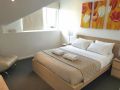 Spacious 4 BR and 2 Bathrooms City Apartment Apartment, Adelaide - thumb 8
