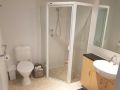 Spacious 4 BR and 2 Bathrooms City Apartment Apartment, Adelaide - thumb 7
