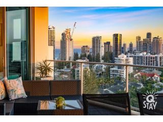 Wings Penthouses - QStay Apartment, Gold Coast - 2