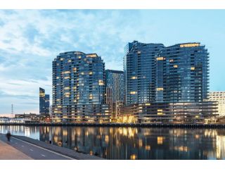Winston Apartments Docklands Aparthotel, Melbourne - 2