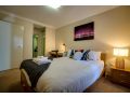Wonderful Waldorf - big apartment - pool - tennis Apartment, Perth - thumb 1