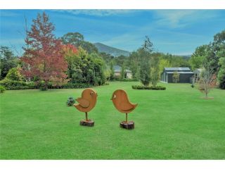 Wotama, Macedon B and B, Honour Ave, Mount Macedon Apartment, Victoria - 1