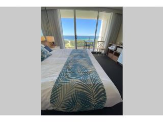 Ocean Bliss - Top floor beachfront studio with amazing views ! Apartment, Marcoola - 5