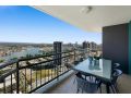 Wraparound views on 29th lvl with Gym Pool & Spa Apartment, Gold Coast - thumb 1