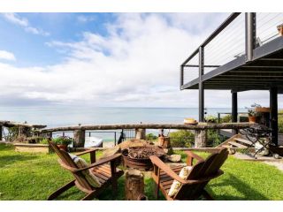 Y Vue - Beachside Apartment with Ocean Views Guest house, Wye River - 2