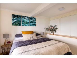 Y Vue - Beachside Apartment with Ocean Views Guest house, Wye River - 3