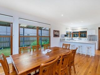 Yachthouse Guest house, Port Fairy - 3