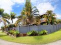 Five Bedroom Home at Alex beach air conditioning pool and pet friendly Guest house, Alexandra Headland - thumb 19