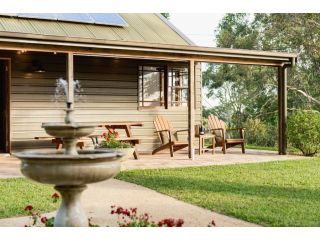 YARRAWONG THE BARN near Berry 4pm Check Out Sundays except Peak Season Guest house, New South Wales - 1