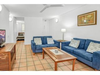 Yiningie Apartment- Baden 9 - Rainbow Shores - Aircon - Pool - Walk to beach Guest house, Rainbow Beach - 4