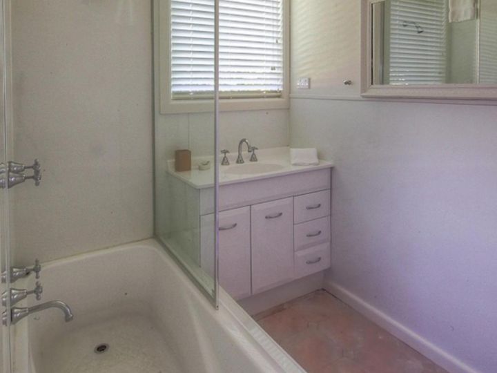Young&#x27;s Cottage - circa: 1861 Guest house, Port Fairy - imaginea 11
