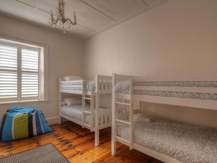 Young&#x27;s Cottage - circa: 1861 Guest house, Port Fairy - imaginea 10